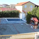 Appartement With Heated Pool - By Ta Leut Agency *