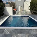 Appartement With Heated Pool - By Ta Leut Agency Vir