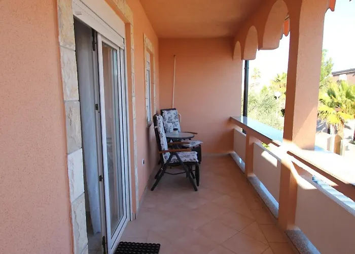 Appartamento With Heated Pool , *