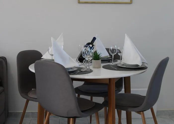 Appartement With Heated Pool , *
